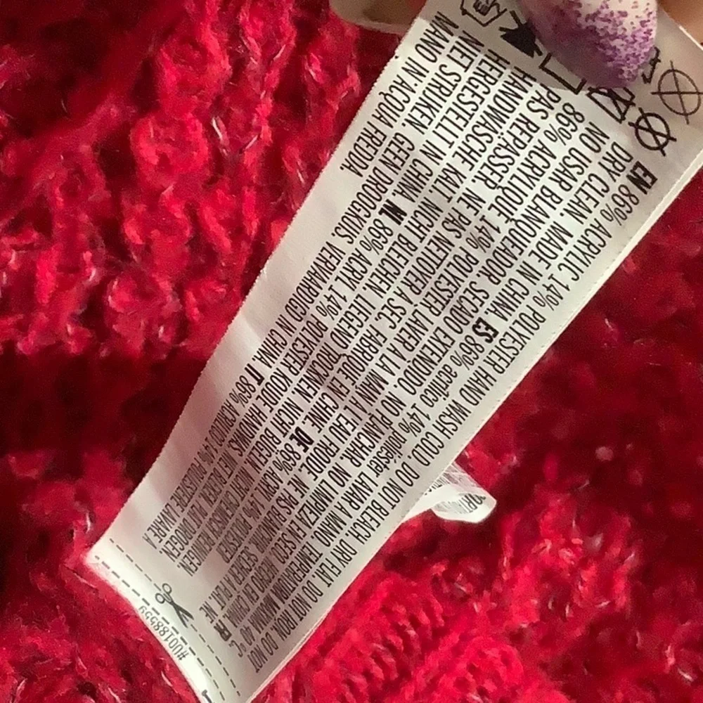 Forever 21 - Sz S - chunky knit hole sweater